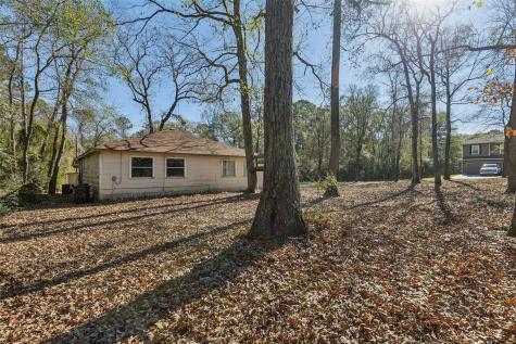 111 Lazy Trail Montgomery TX 77316