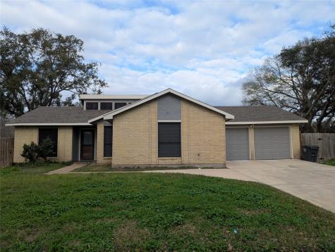 1601 Live Oak Hollow Street Pearland TX 77581