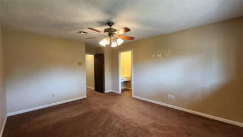 11710 N Petersham Drive Houston TX 77031