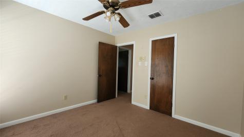 11710 N Petersham Drive Houston TX 77031