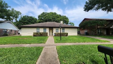 11710 N Petersham Drive Houston TX 77031