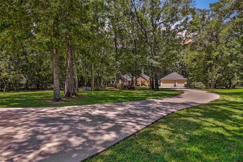 30006 Commons Woods Court Huffman TX 77336