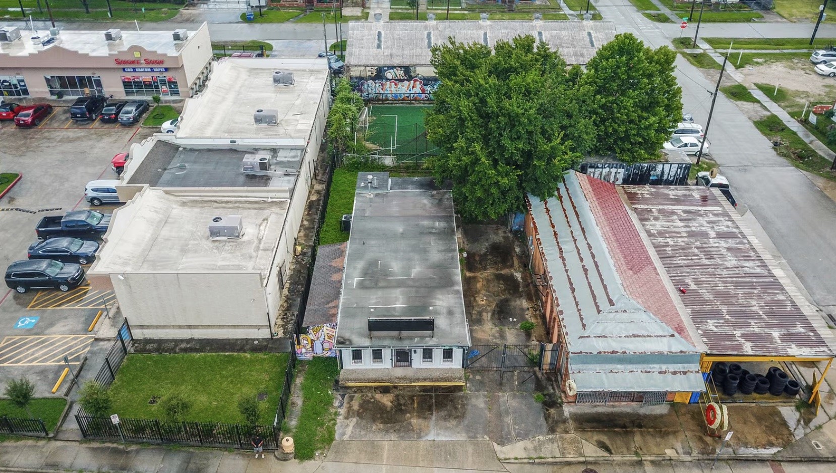1804 N Main Street Houston TX 77009