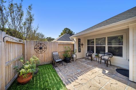 15806 Collinsville Drive Tomball TX 77377