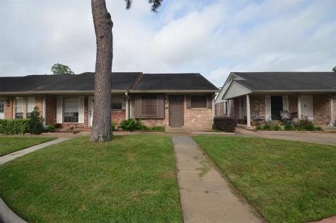 1108 W Tri Oaks Lane 154 Houston TX 77043