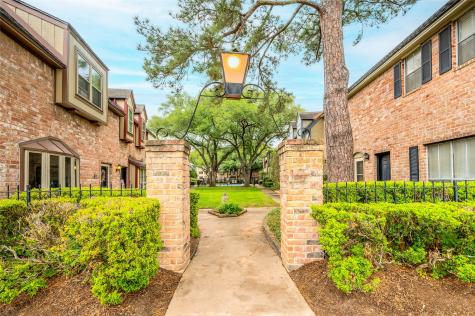 14723 Barryknoll Lane 107 Houston TX 77079