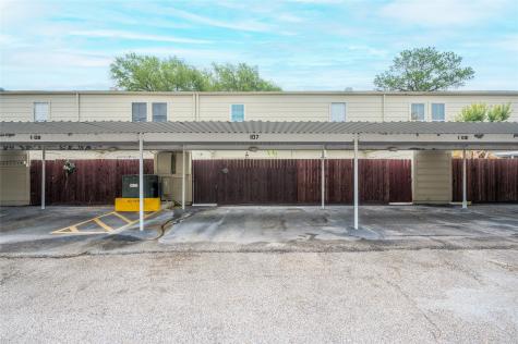 14723 Barryknoll Lane 107 Houston TX 77079