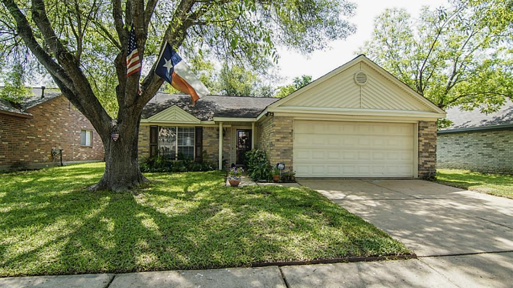 19431 Glenway Falls Drive Katy TX 77449