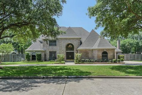918 Bayou Parkway Houston TX 77077