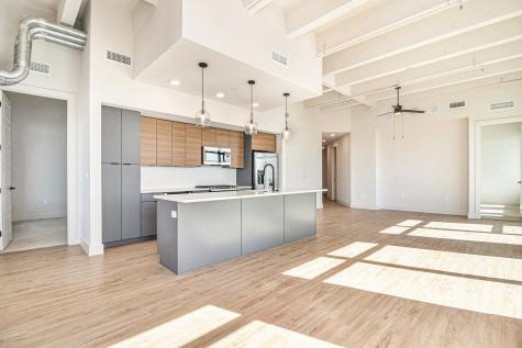 1801 Smith Street 2015 Houston TX 77002