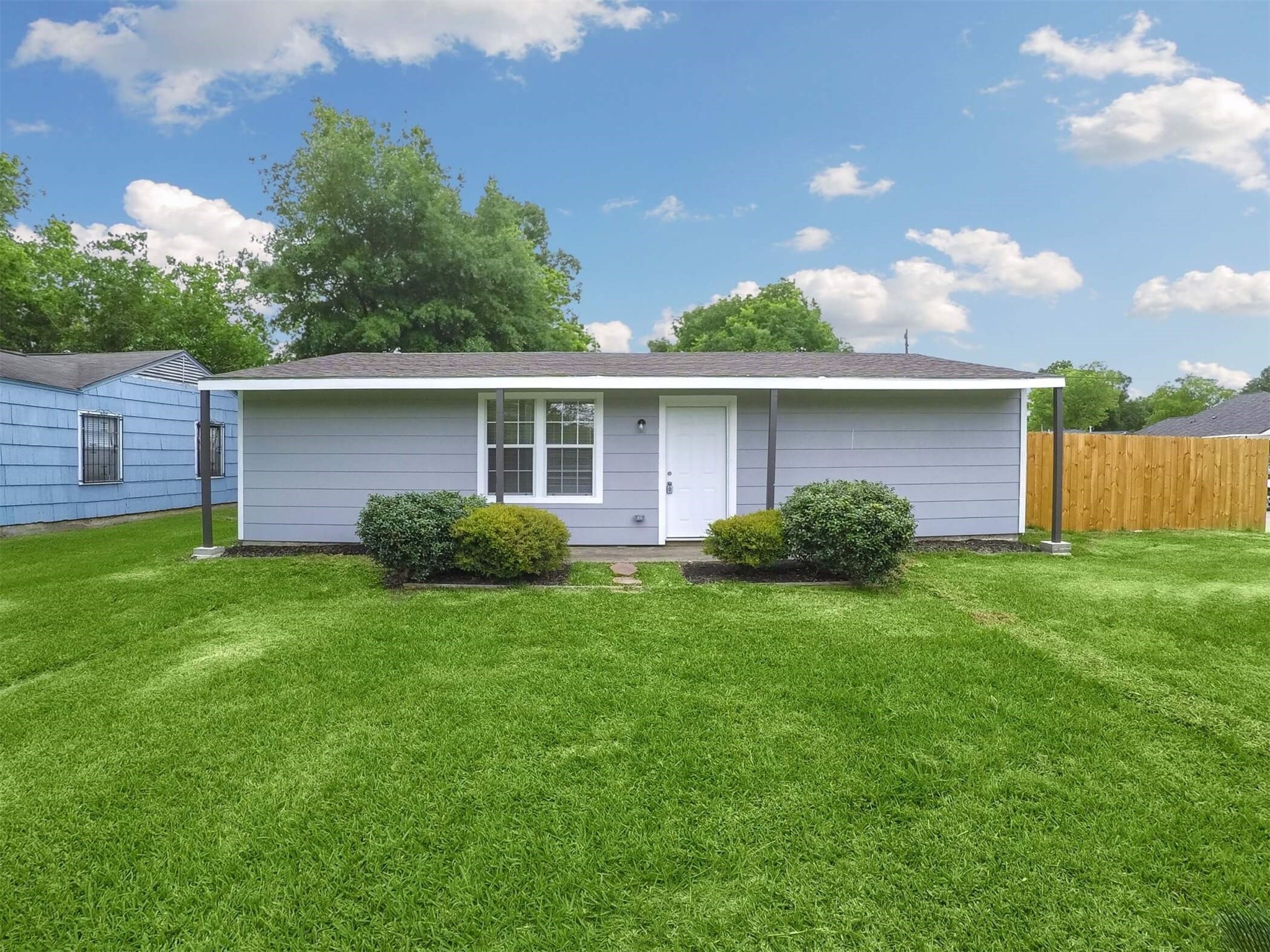 5251 Kingsbury Street Houston TX 77021