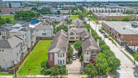 2263 Austin Street Houston TX 77002
