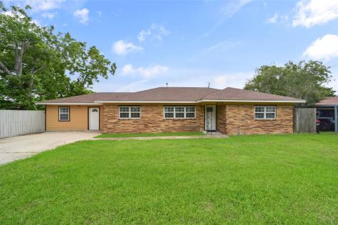 214 Schilling Street Baytown TX 77520