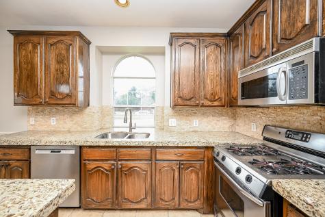 8135 Cove Timbers Lane Tomball TX 77375