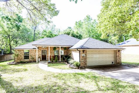 3658 Red Bud Lane Huntsville TX 77340
