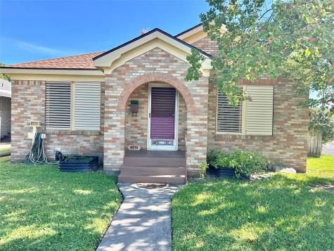 4915 Houston Drive Galveston TX 77551