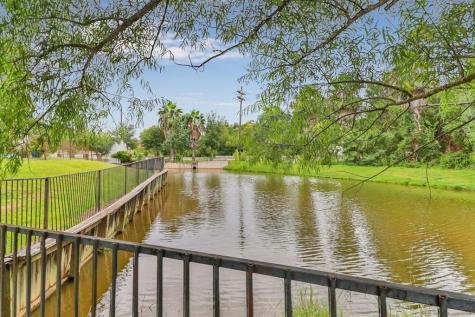 1898 Longmire Road 39 Conroe TX 77304