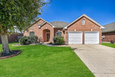 16814 Tower Ridge Friendswood TX 77546