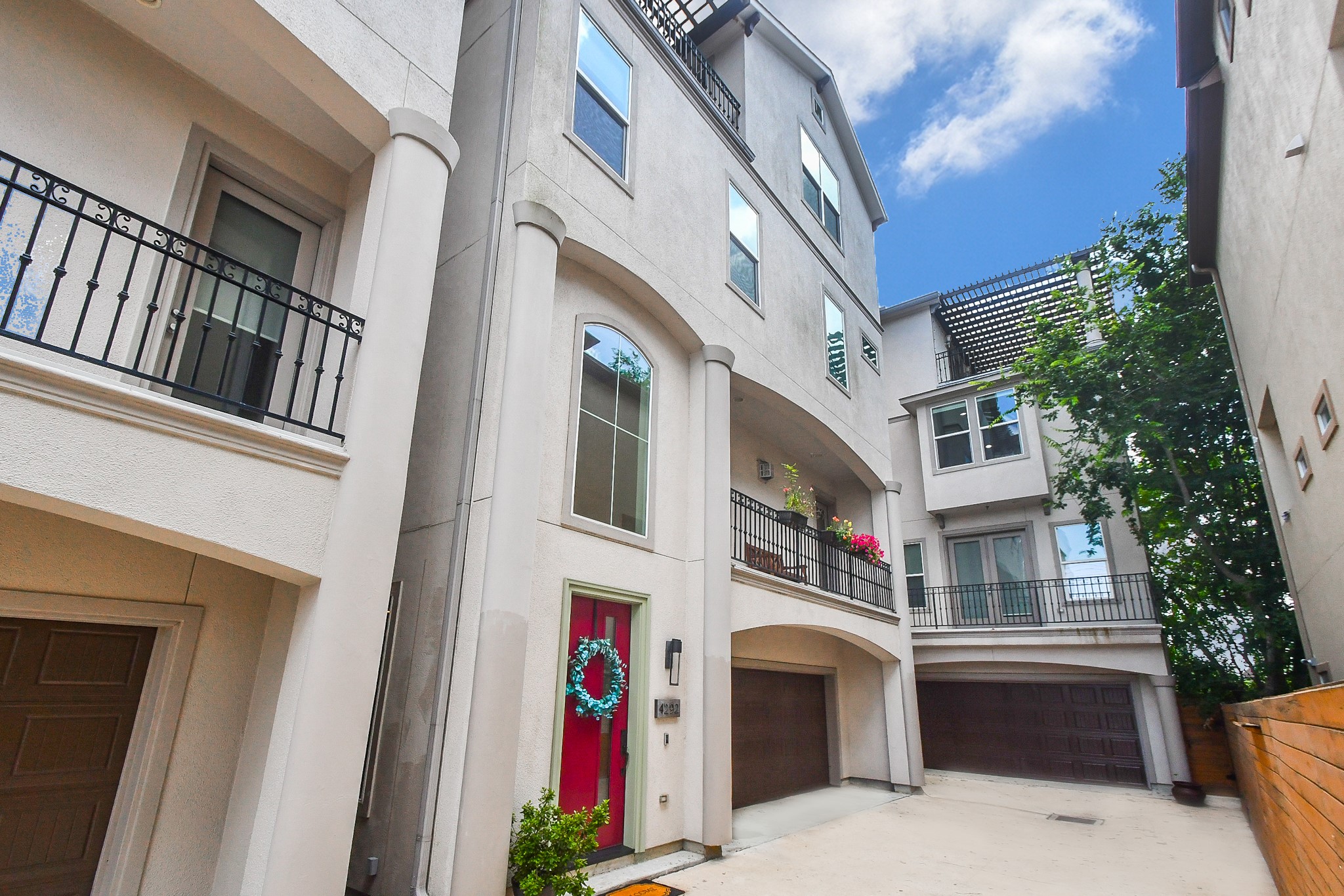 4292 Childress Street Houston TX 77005