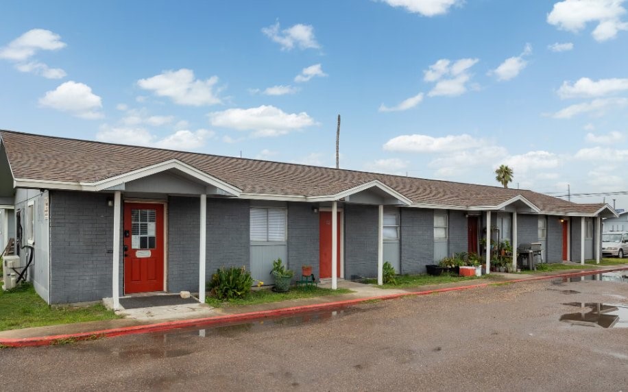 1010 Behmann Street Corpus Christi TX 78418