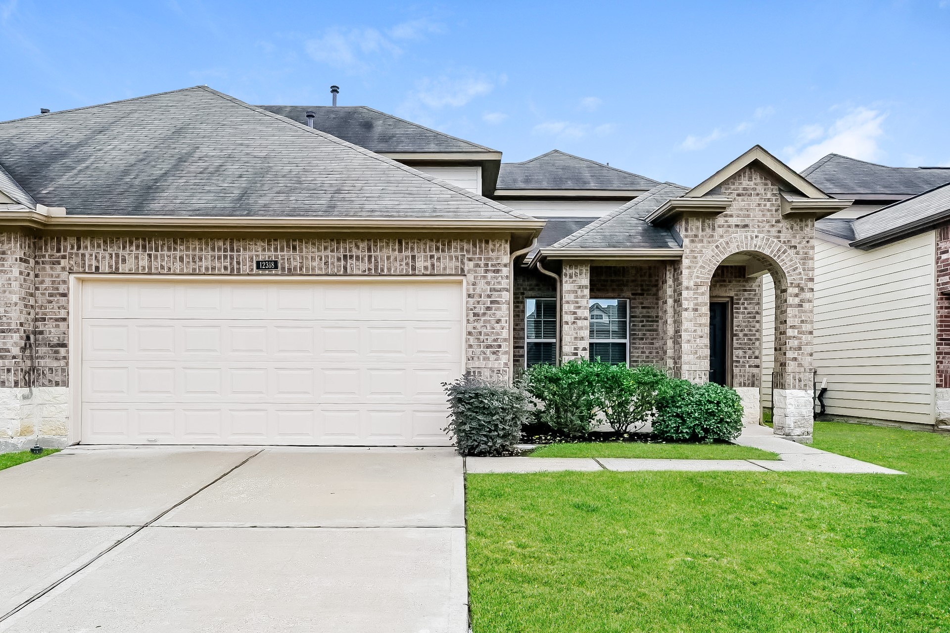 12318 Maura Lane Houston TX 77044
