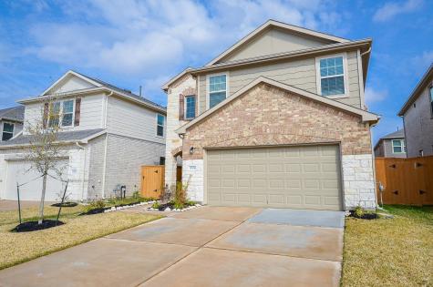 1004 Laguna Cove Drive Katy TX 77493