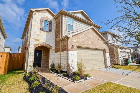 1004 Laguna Cove Drive Katy TX 77493