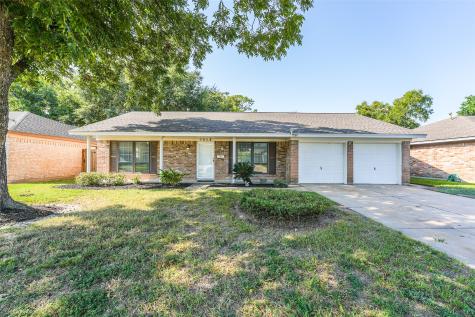 7015 Pine Vista Lane Houston TX 77092