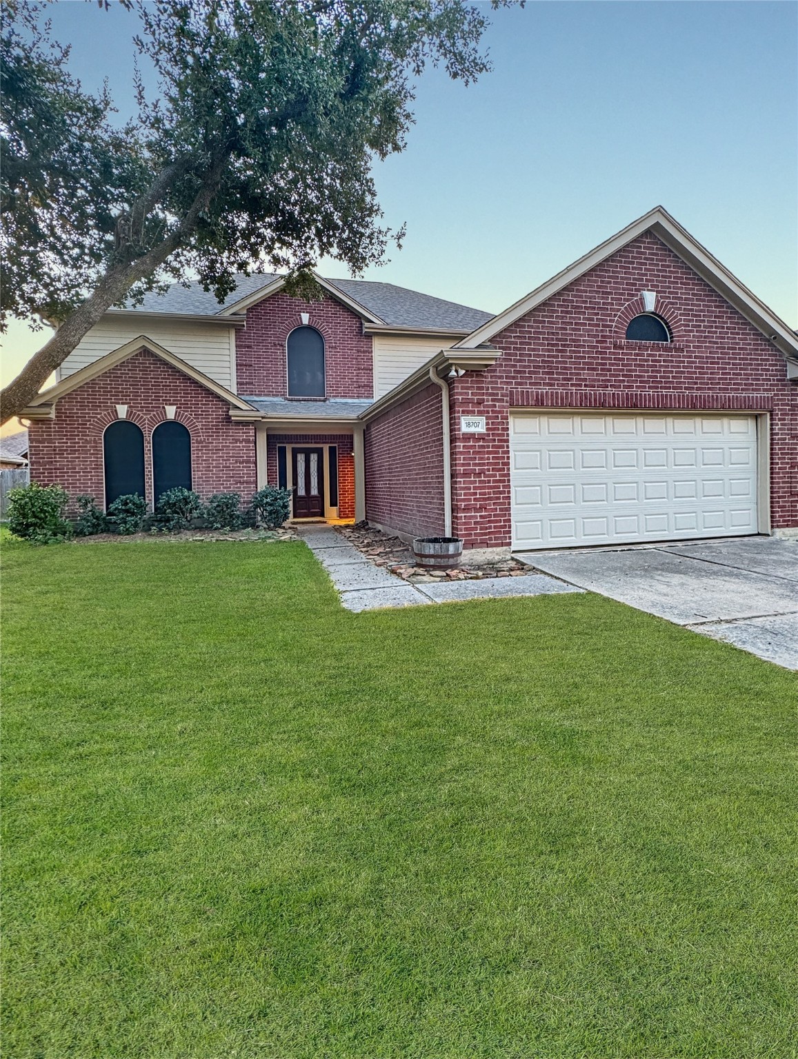 18707 Woodbreeze Drive Humble TX 77346