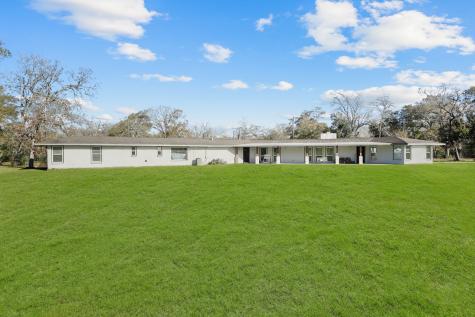 1406 W Parkwood Avenue Friendswood TX 77546