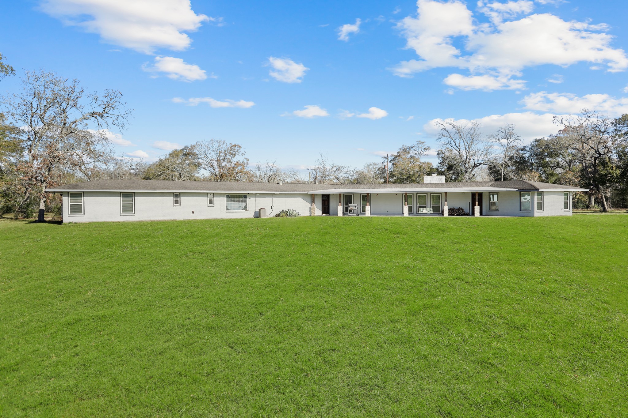 1406 W Parkwood Avenue Friendswood TX 77546