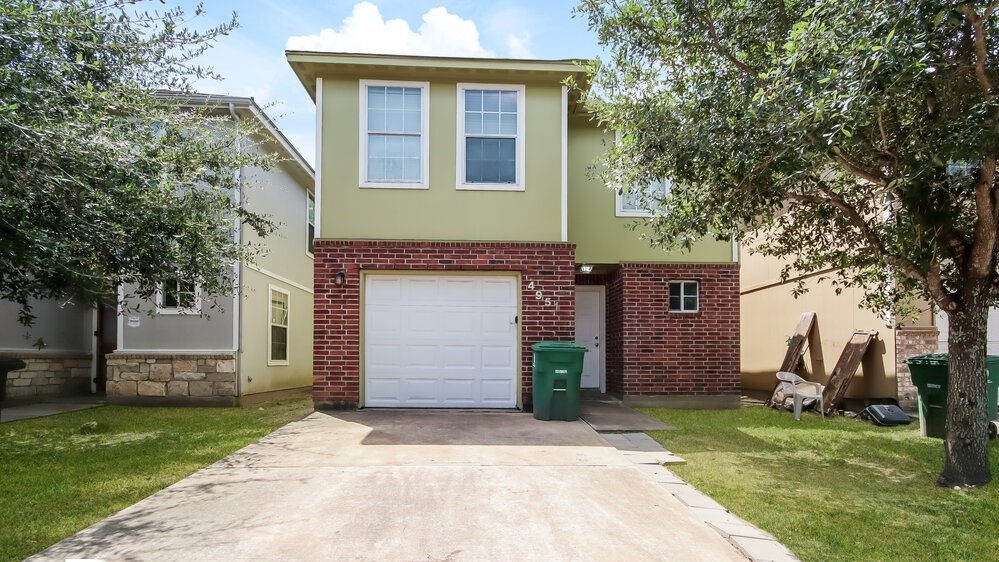 4951 S Cancun Drive Houston TX 77045