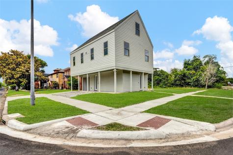 2923 Truxillo Street Houston TX 77004