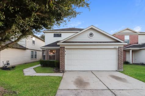2823 Packard Elm Street Houston TX 77038