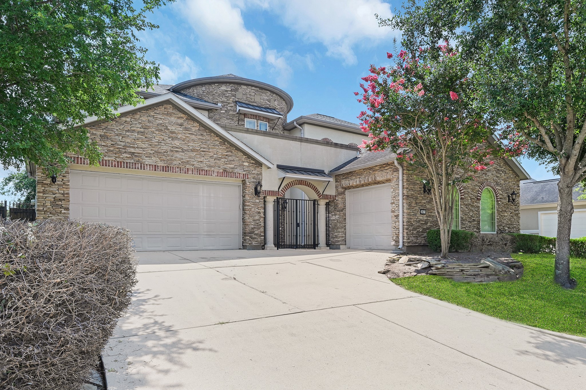3827 Antibes Lane Houston TX 77082