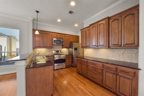 1148 W 25th Street H Houston TX 77008
