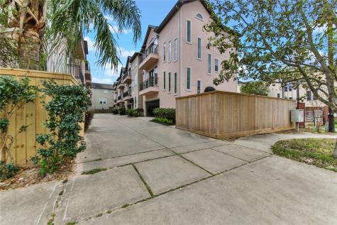 1148 W 25th Street H Houston TX 77008