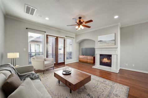 1148 W 25th Street H Houston TX 77008