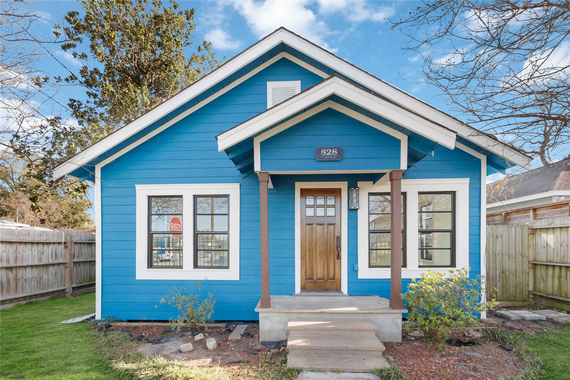828 E 32nd Street Houston TX 77022