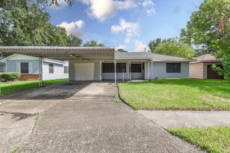 218 W 4th Street Deer Park TX 77536