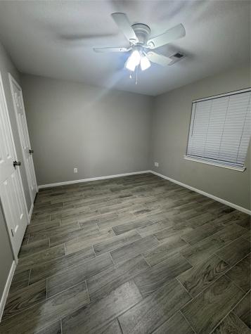 2413 26th Street N Texas City TX 77590