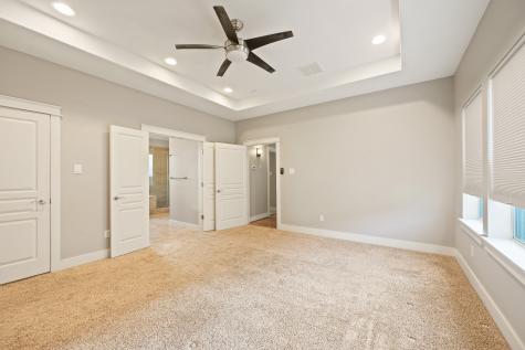 5735 Petty Street Houston TX 77007