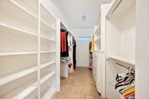 5735 Petty Street Houston TX 77007
