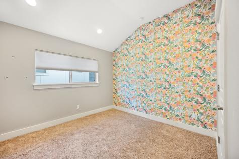 5735 Petty Street Houston TX 77007