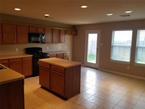 1438 Chandler Park Lane Fresno TX 77545