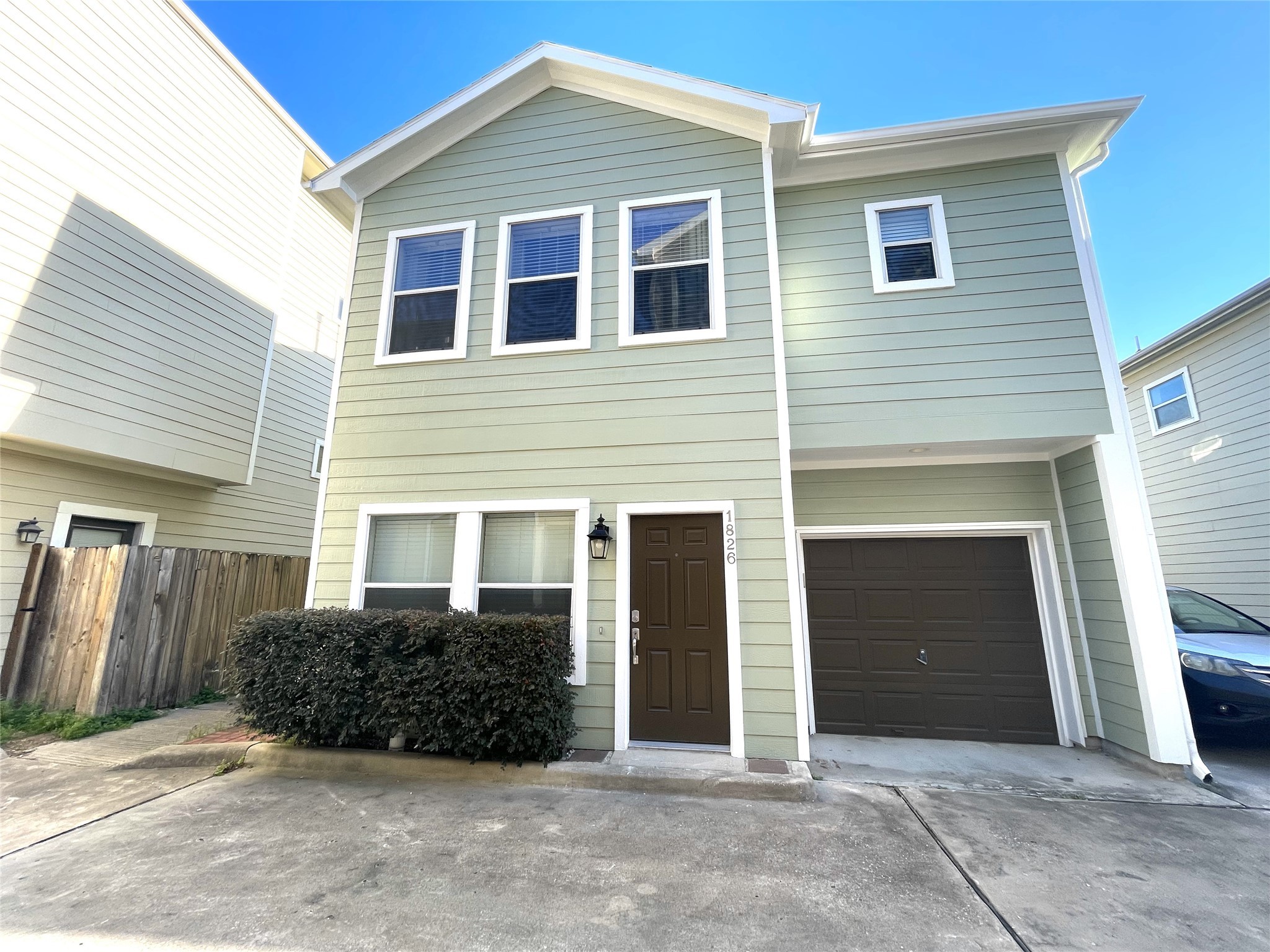 1826 Fletcher Street Houston TX 77009