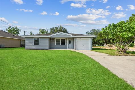 1323 5th Avenue N Texas City TX 77590