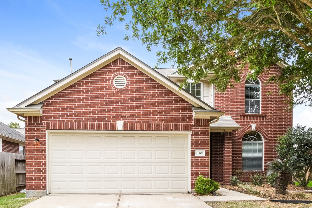 11305 Shoal Creek Drive Pearland TX 77584