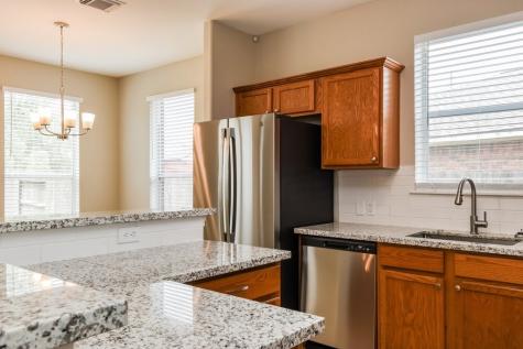 11305 Shoal Creek Drive Pearland TX 77584