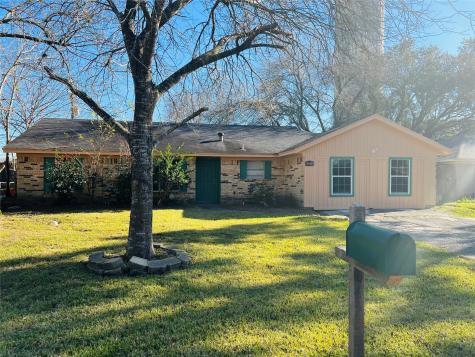 817 Midas Lane Alvin TX 77511